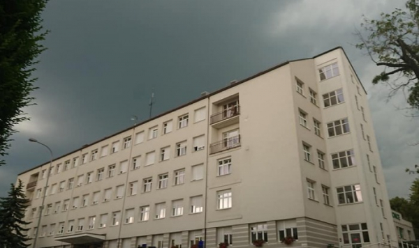 Nemocnice Jihlava a Nemocnice Havlíčkův Brod testují na COVID-19 nově i samoplátce