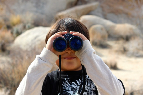 Hledáte vhodný dalekohled na pozorování krajiny nebo také dalekohled pro děti?